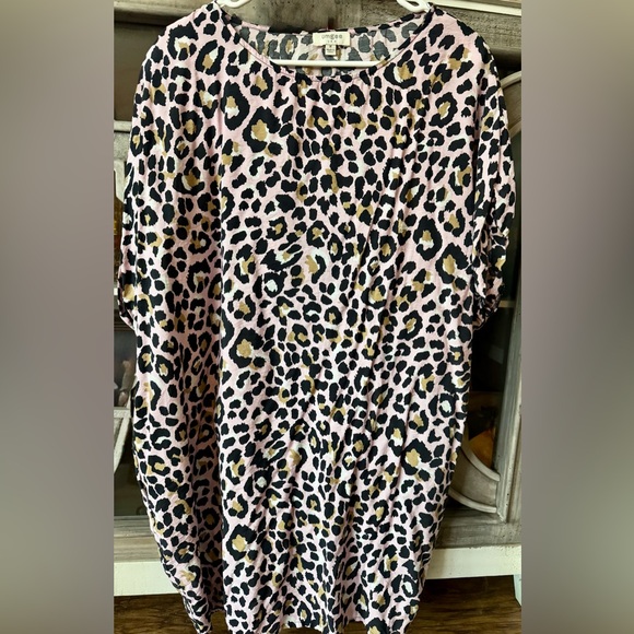 Pink leopard dress - Picture 2 of 4